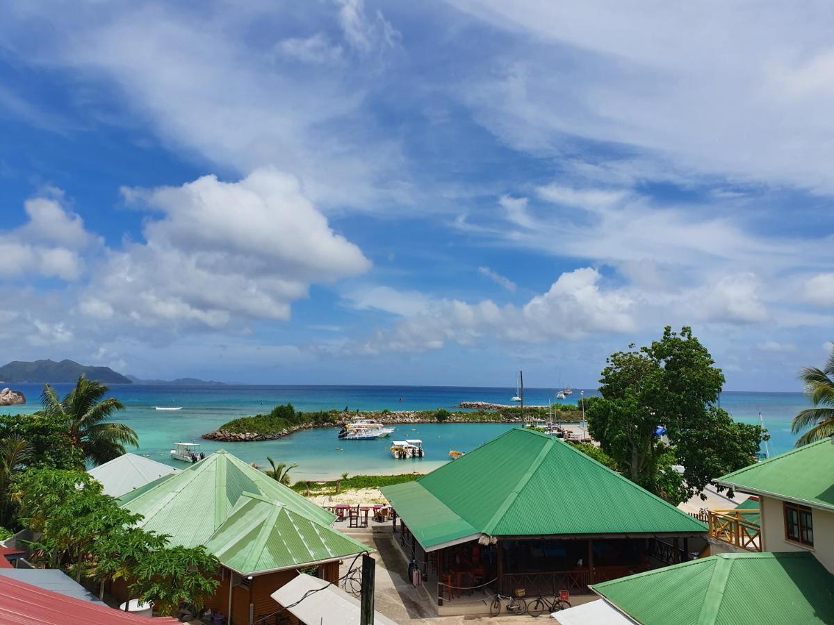 Bord Mer City Apartments La Digue Bagian luar foto