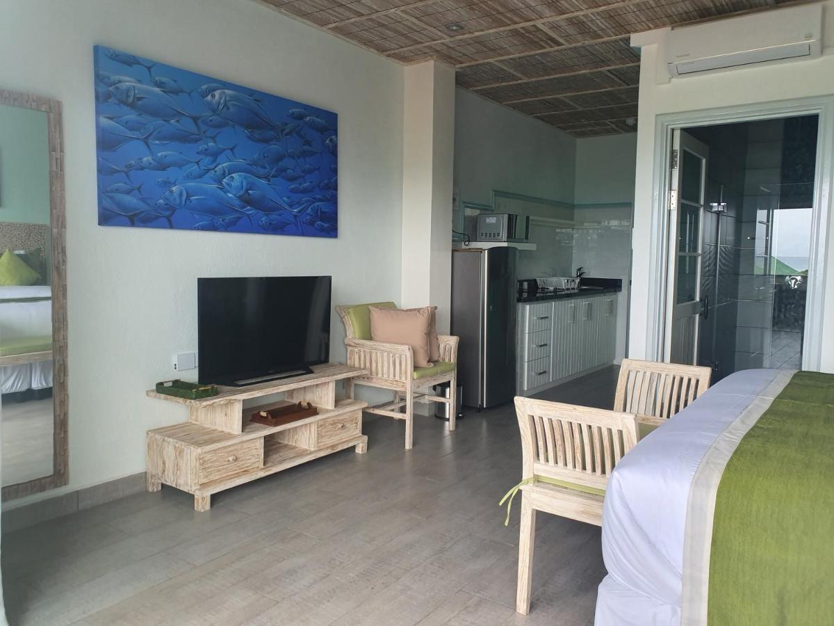 Bord Mer City Apartments La Digue Bagian luar foto