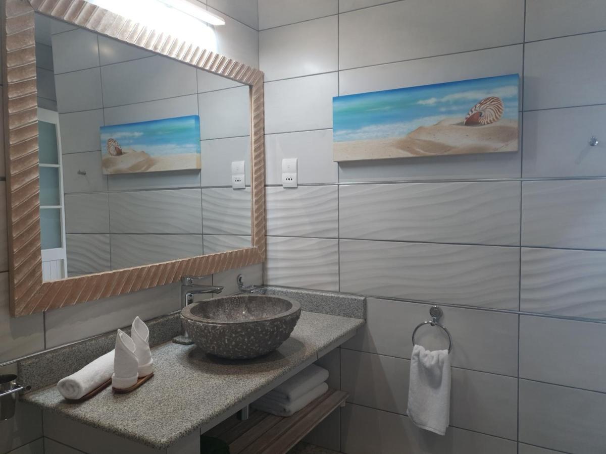 Bord Mer City Apartments La Digue Bagian luar foto