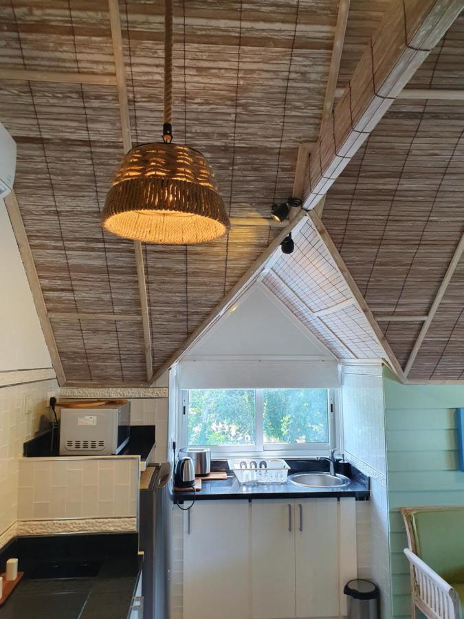 Bord Mer City Apartments La Digue Bagian luar foto