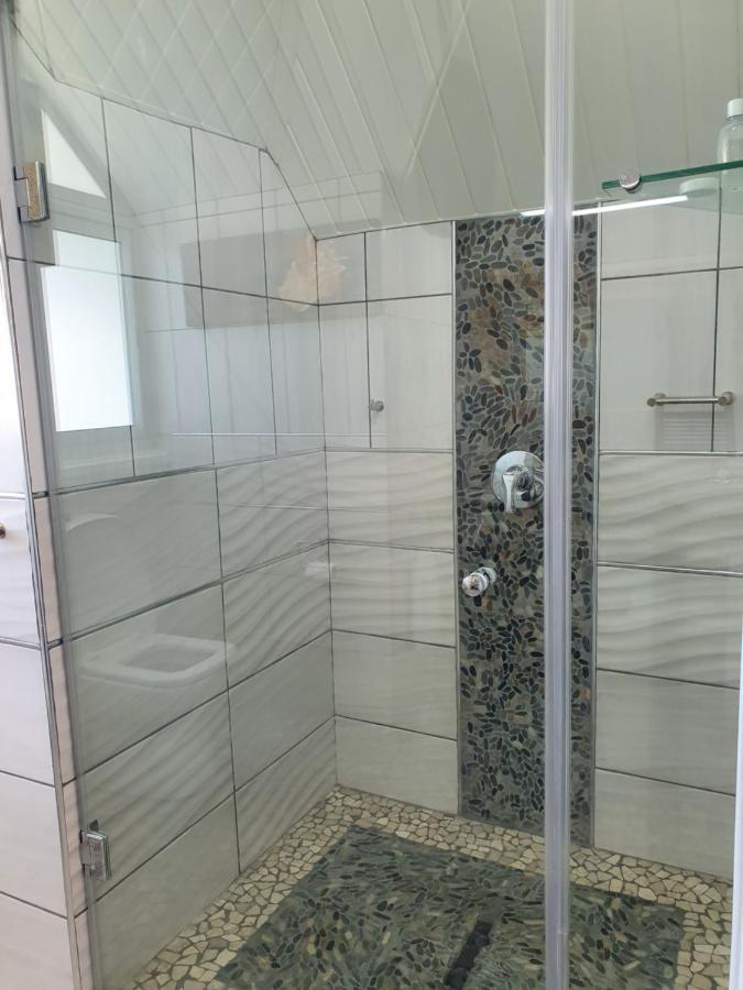 Bord Mer City Apartments La Digue Bagian luar foto