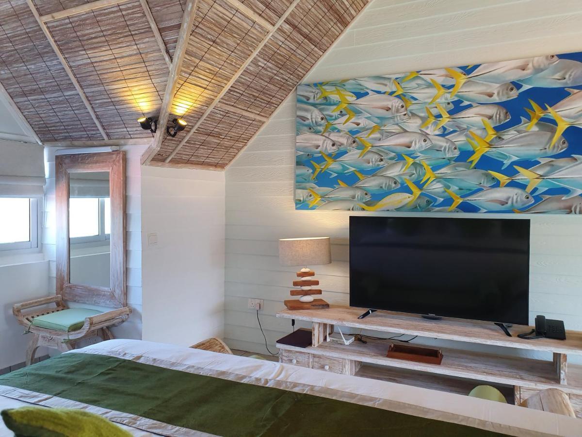 Bord Mer City Apartments La Digue Bagian luar foto